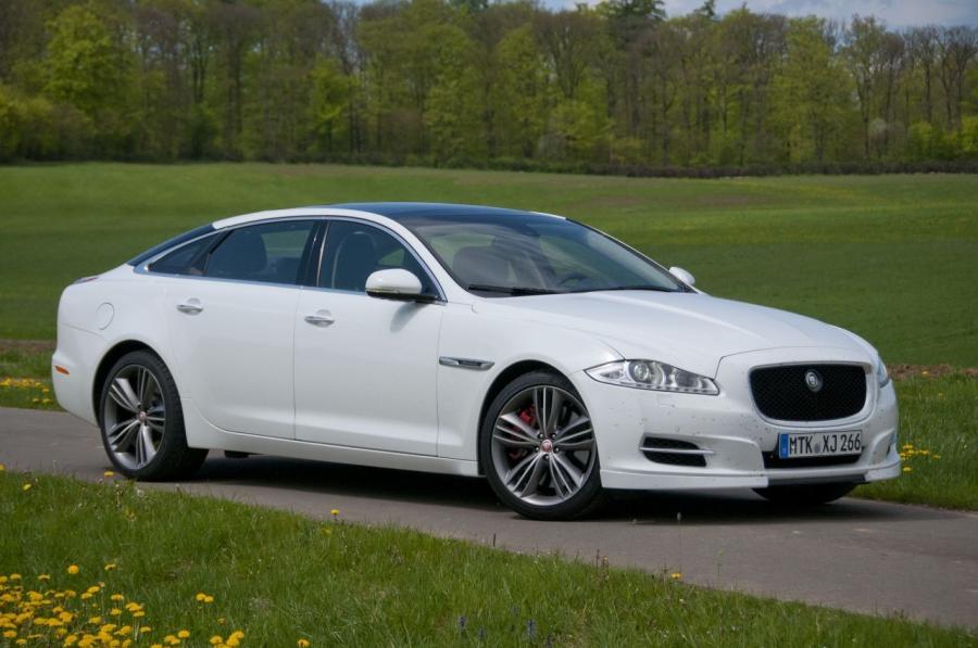  Jaguar XJ Sport 2012 года  (фото 14 из 39)